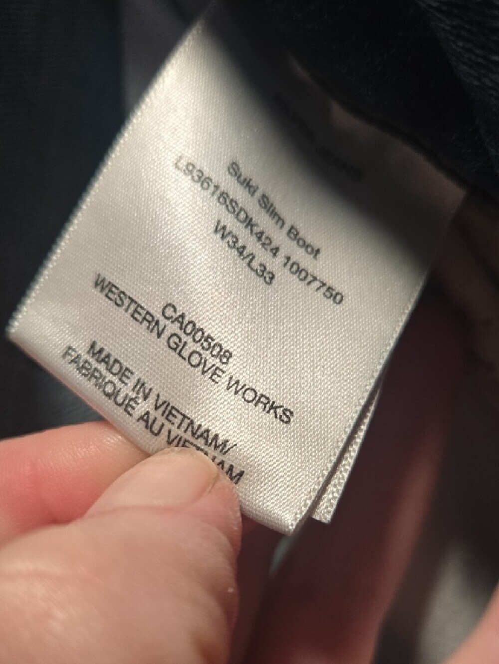 Silver Jeans Women's Bootcut Jeans in Medium Blue - Picture 3 of 6